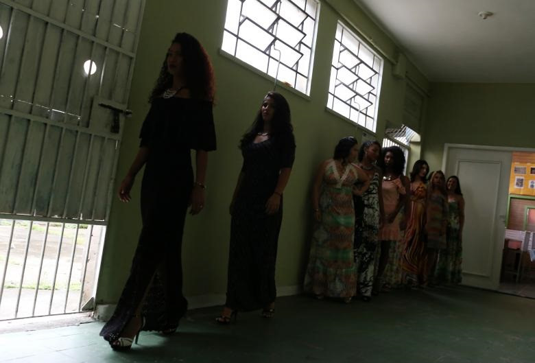 Hoa hậu tù nhân: Những bóng hồng Brazil lầm lỡ và ước mơ hoàn lương