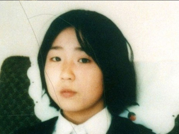 Vụ bắt cóc chấn động nước Nhật: Nạn nhân trở về sau 9 năm, gầy trơ xương và gần như không thể bước đi