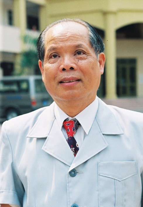 Xúc phạm, chế cháo để ném đá PGS.TS Bùi Hiền: Sự tranh cãi đã đến giới hạn vô văn hoá