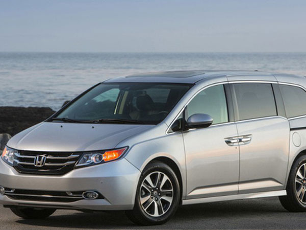 Honda triệu hồi, dừng bán xe Odyssey
