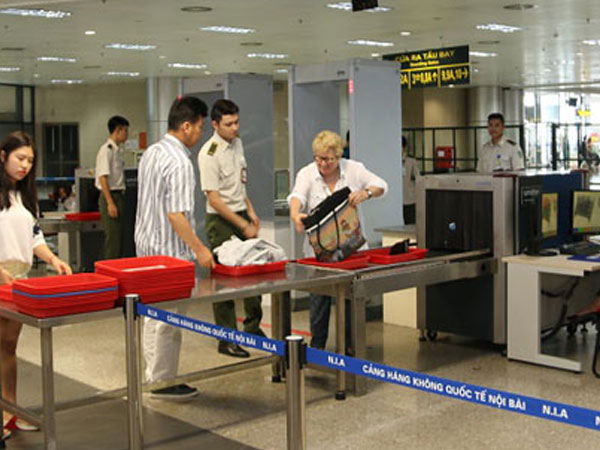 3 đơn vị bị kiểm điểm do lỗi đánh máy giấy tờ đi máy bay