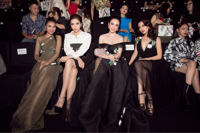 Angela Phương Trinh phối phụ kiện hơn 2 tỷ đồng đi sự kiện