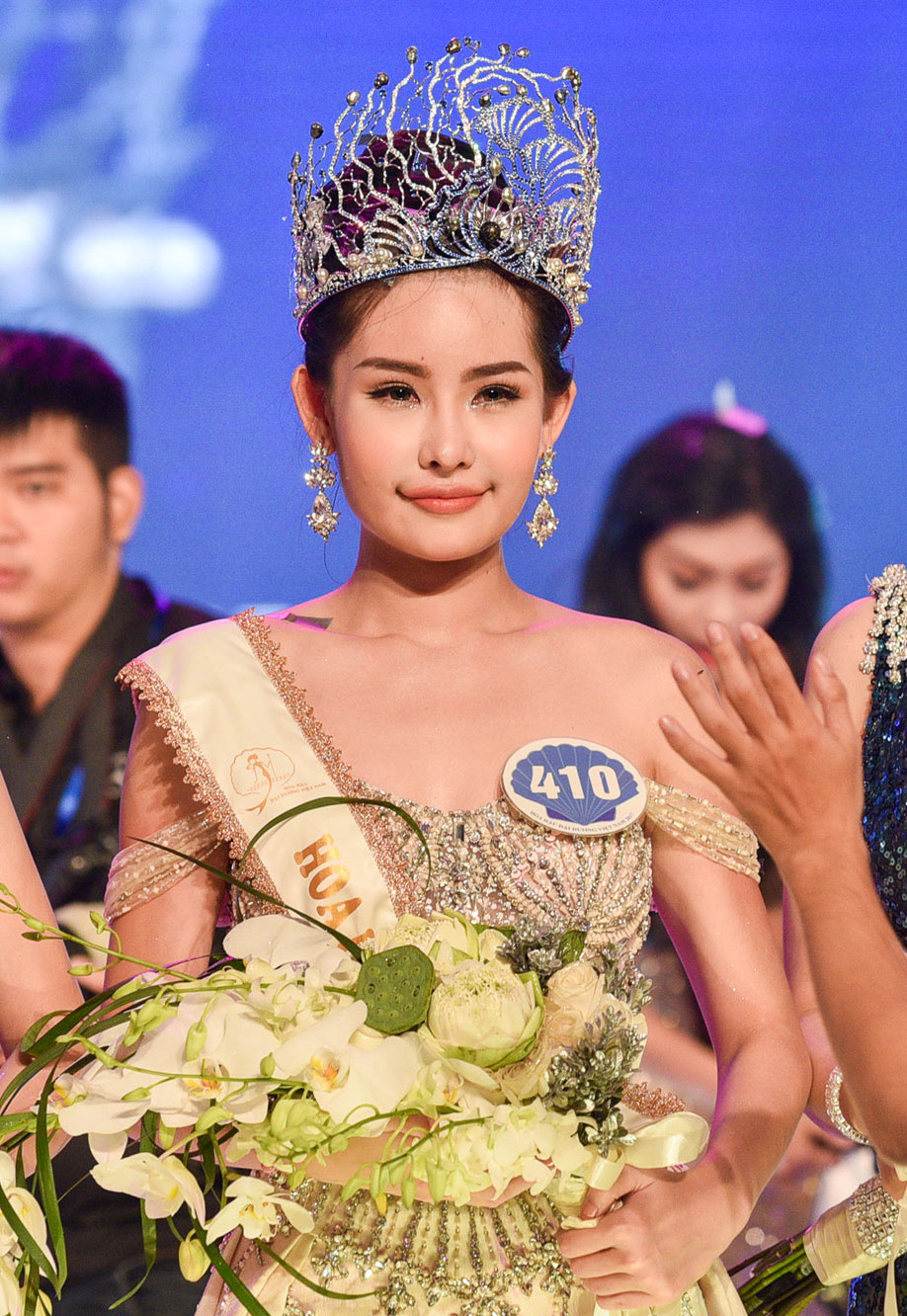 Dân mạng chê Hoa hậu Đại dương 2017 miệng như bơm bị lỗi