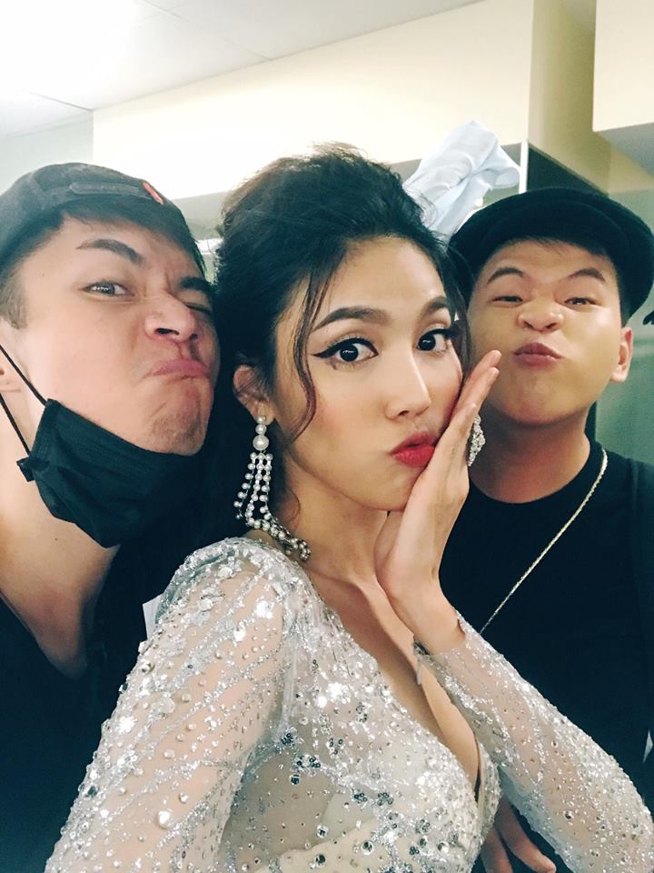 Lan Khuê nói gì sau cú ngã lịch sử trên sóng truyền hình trực tiếp tại Hoa hậu Đại dương 2017?