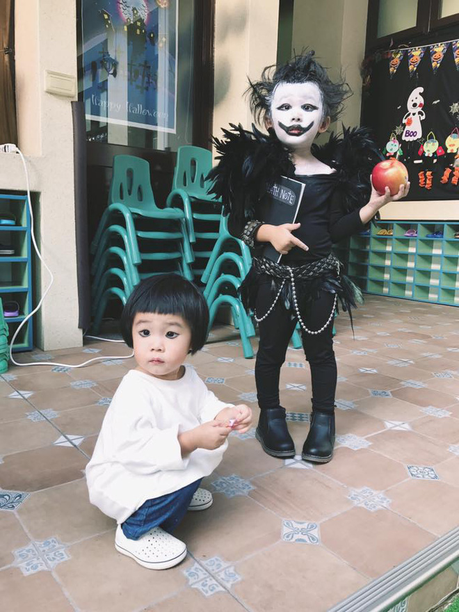 Con ma Vô Diện Halloween năm ngoái nay đã thăng cấp thành Thần chết lại gây sốt mạng xã hội