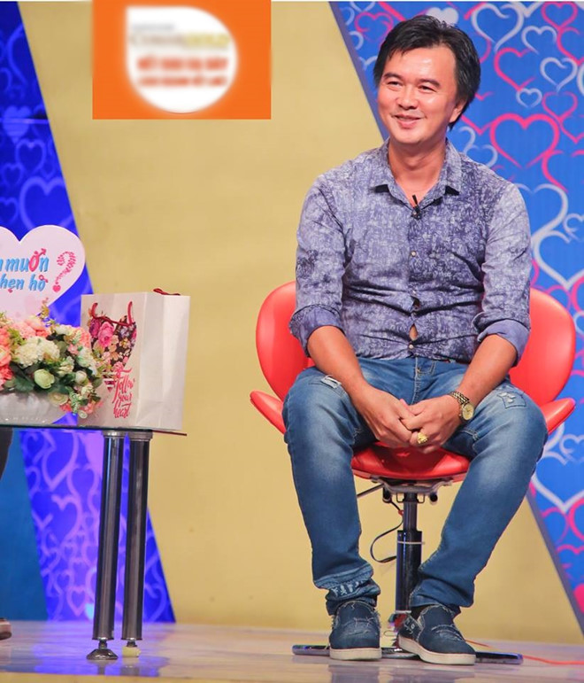 Cô gái 36 tuổi bị chê chảnh vì không bấm nút hẹn hò