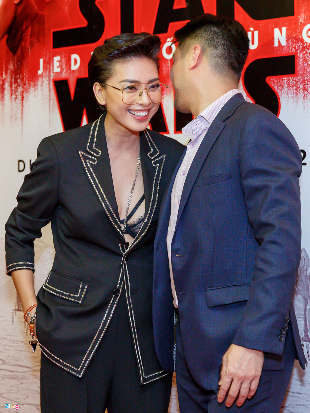 Nữ diễn viên gốc Việt đóng bom tấn Star Wars đến Việt Nam