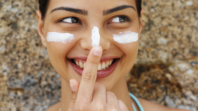 5 loại sản phẩm làm đẹp mà các quý cô da nhạy cảm có chết cũng đừng nên sử dụng