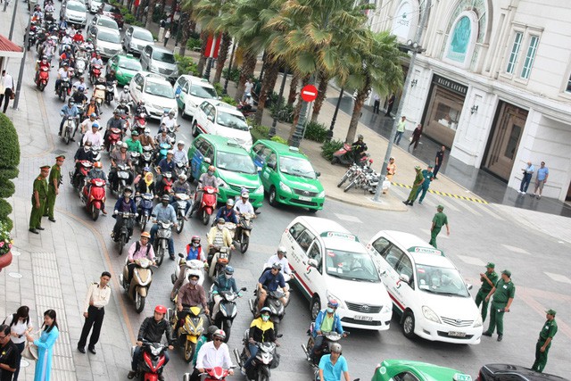 Grabtaxi: Vốn 20 tỷ đồng, báo lỗ gần 1.000 tỷ đồng