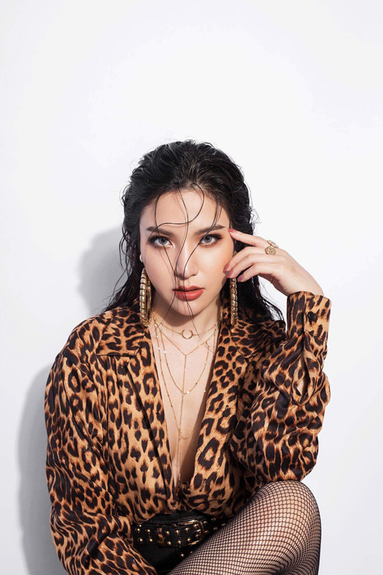 Hạnh Sino: Tôi không dựa dẫm vào Tuấn Hưng để nổi tiếng