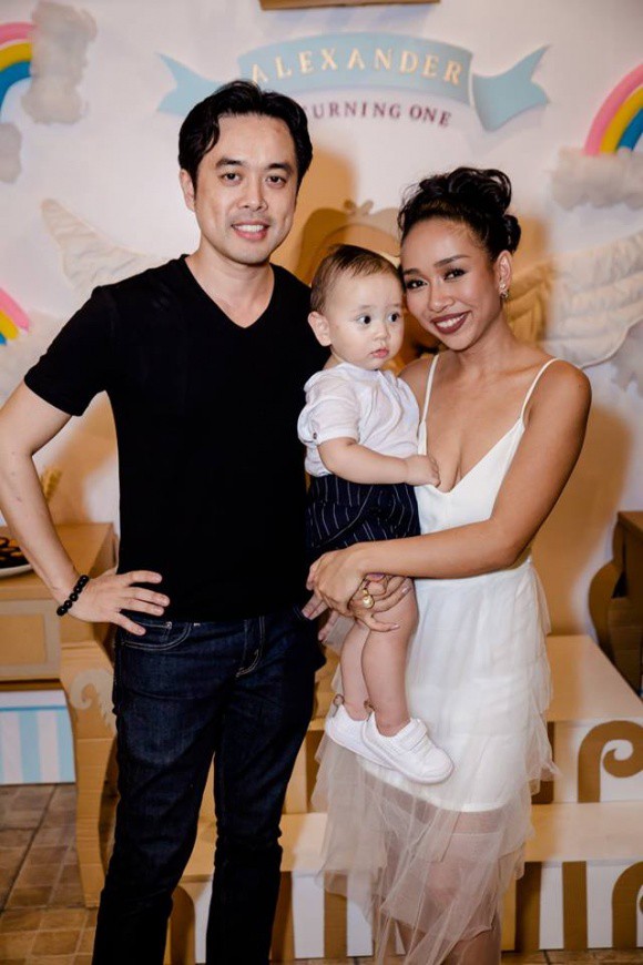 Tăng Thanh Hà mặc giản dị nhưng vẫn nổi bần bật trong tiệc sinh nhật con trai ca sĩ Thảo Trang