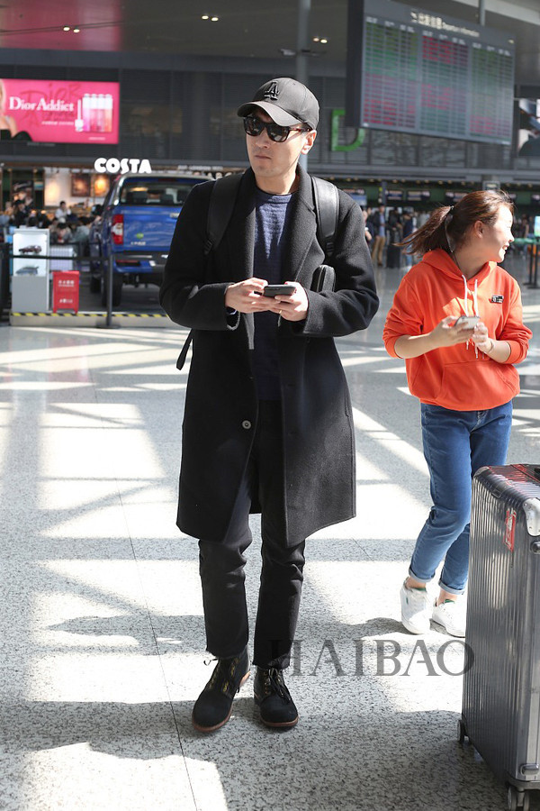 Lý Băng Băng, Trần Khôn phối áo khoác dáng dài như thế nào?