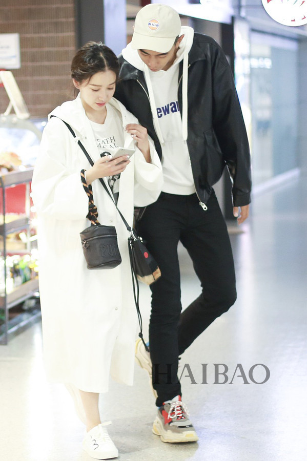 Lý Băng Băng, Trần Khôn phối áo khoác dáng dài như thế nào?