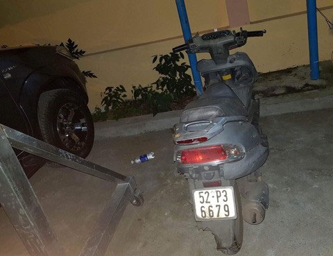 Bắt giữ người cầm mã tấu chém rụng hàng loạt kính xe ô tô