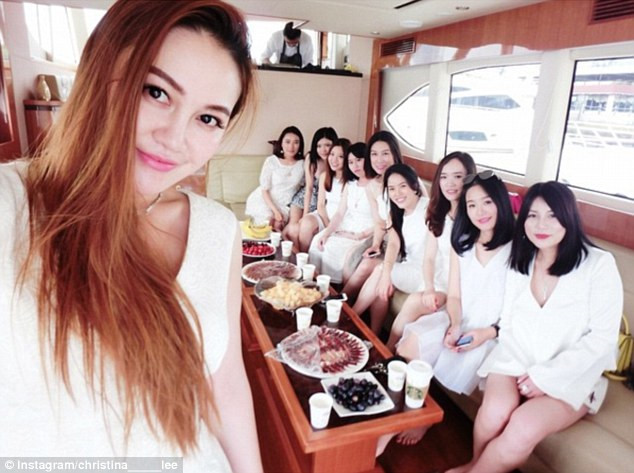 Thế hệ con nhà giàu Trung Quốc: Ăn bám hay thiên tài ngậm thìa vàng?