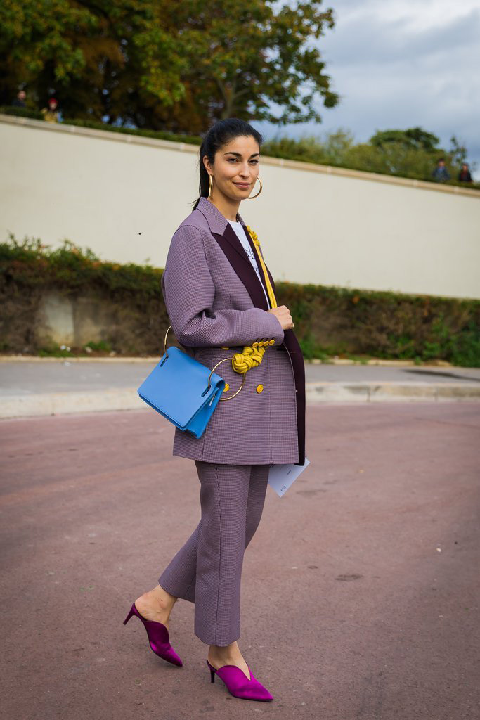 Tông màu từng bị hắt hủi vì quê và sến giờ lại được Sao lăng xê ầm ầm