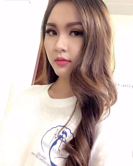 Ngọc Lụa lên tiếng về video ứng xử gây cười đăng quang, em đi dạy mấy đứa nhỏ cách nhặt rác Ngọc Lụa lên tiếng về video ứng xử gây cười đăng quang, em đi dạy mấy đứa nhỏ cách nhặt rác