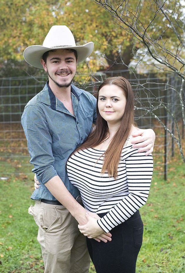 Gặp gỡ người phụ nữ có bộ ngực tự nhiên siêu khủng