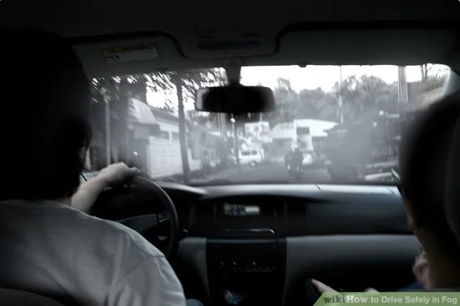 11 mẹo giúp bạn chạy xe an toàn trong sương mù