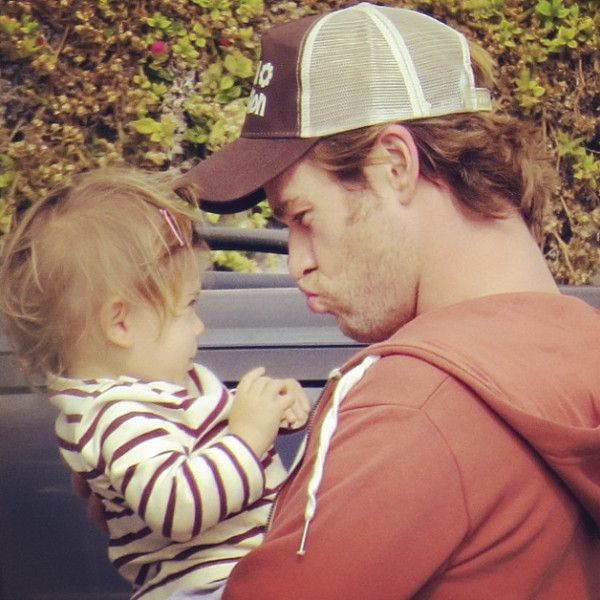Chris Hemsworth - Chàng Thor đẹp trai trong phim và ông bố ngọt ngào ngoài đời khiến chị em đổ gục Chris Hemsworth - Chàng Thor đẹp trai trong phim và ông bố ngọt ngào ngoài đời khiến chị em đổ gục