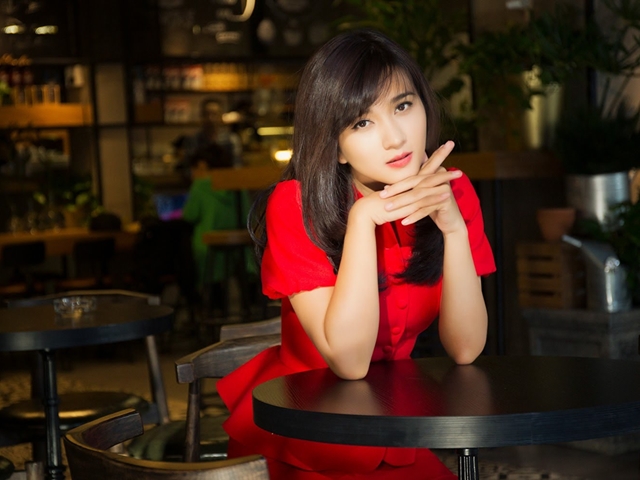 Diễn viên Kim Tuyến trải lòng về con gái sau tan vỡ hôn nhân Diễn viên Kim Tuyến trải lòng về con gái sau tan vỡ hôn nhân