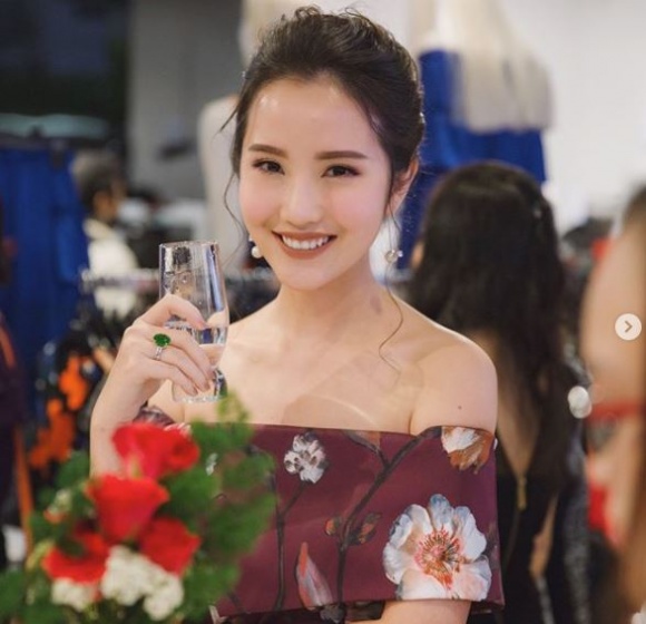 Midu bóng gió nhắn gửi Phan Thành sau khi anh úp mở có người yêu mới?