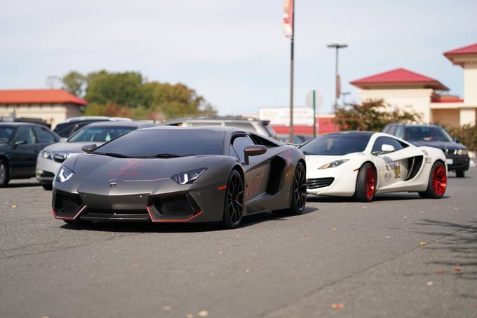 Dàn siêu xe người Việt rong ruổi trong mùa thu nước Mỹ