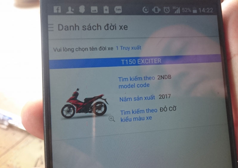 Sốc: Cửa hàng Yamaha sơn lại màu xe Exciter bán cho khách với giá cao