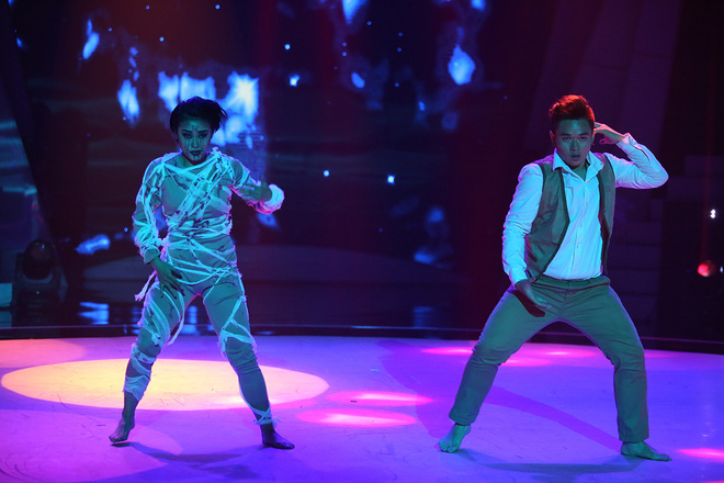 Việt Hương hoảng sợ trước phần thi rùng rợn của thí sinh Bước nhảy ngàn cân