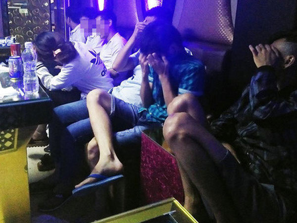 Vào chốn bay đêm ở Đồng Nai