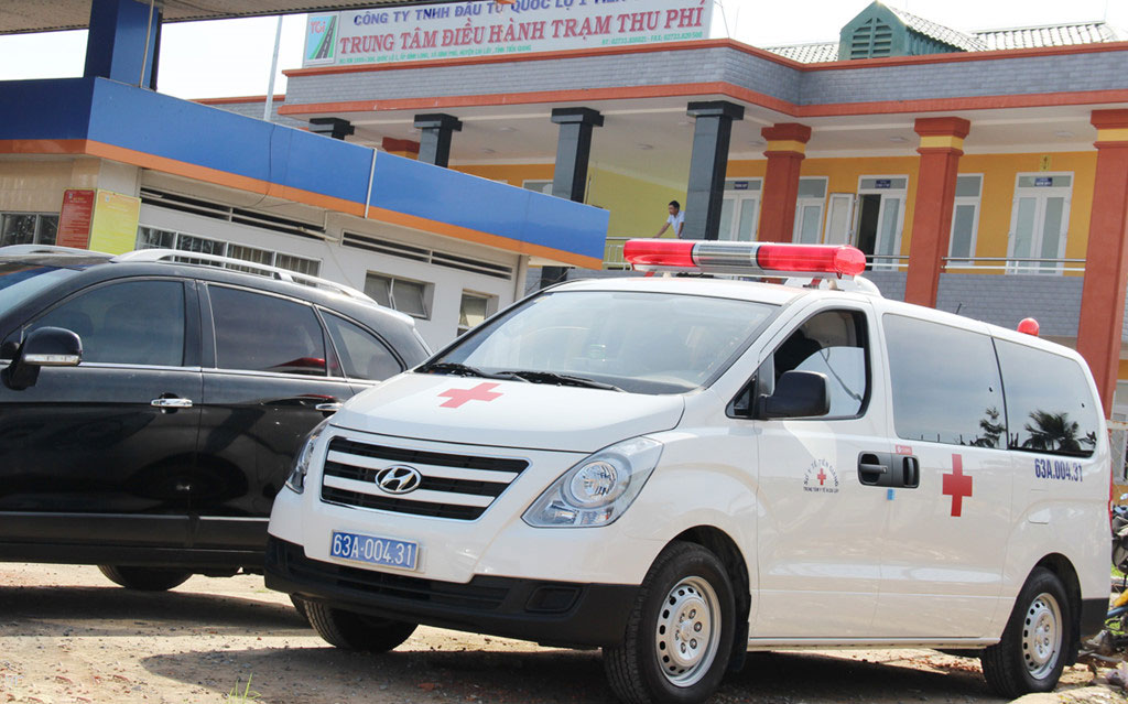 Thiếu tiền, tài xế bị giữ chứng minh nhân dân tại BOT Cai Lậy