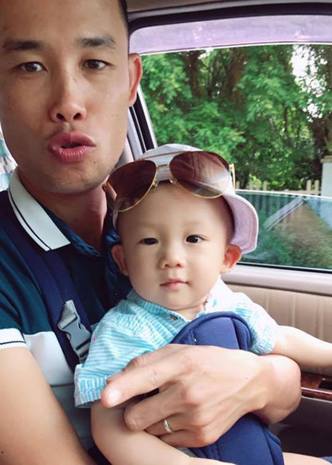 Hiệp Gà: Đừng bàn về đạo đức của hot girl hở hang đóng hài tết