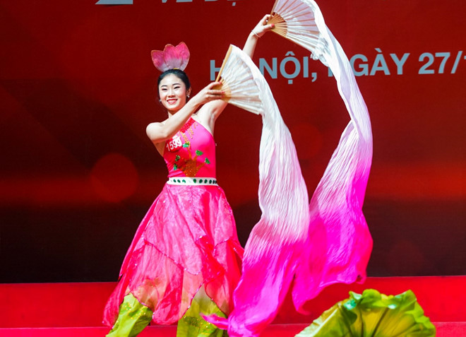 Cô gái nào có đủ tài sắc để trở thành hoa khôi sinh viên Việt Nam?