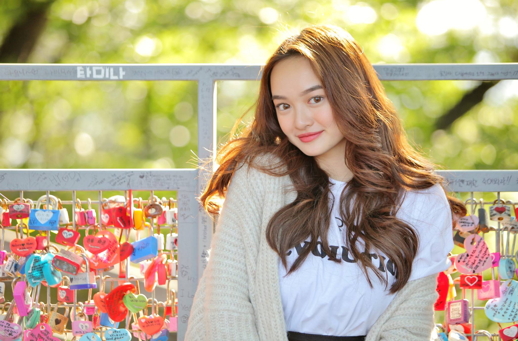 Hotgirl Em chưa 18 cao mét rưỡi vẫn gợi cảm khó cưỡng