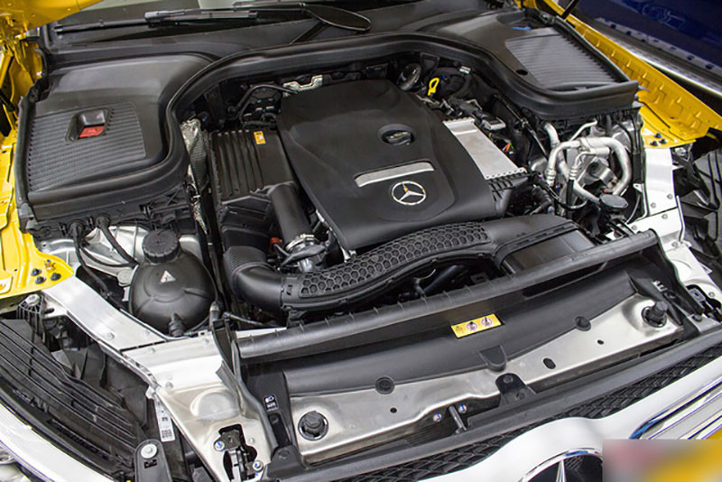 Diện kiến Mercedes GLC250 4MATIC màu độc nhất Việt Nam