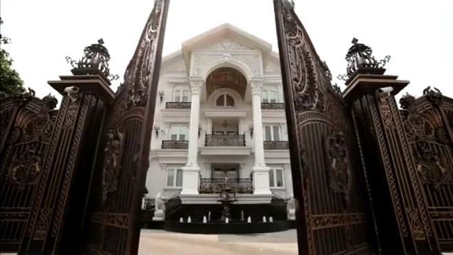 Biệt thự dát vàng nhà chồng Tăng Thanh Hà lên truyền hình Hàn Quốc