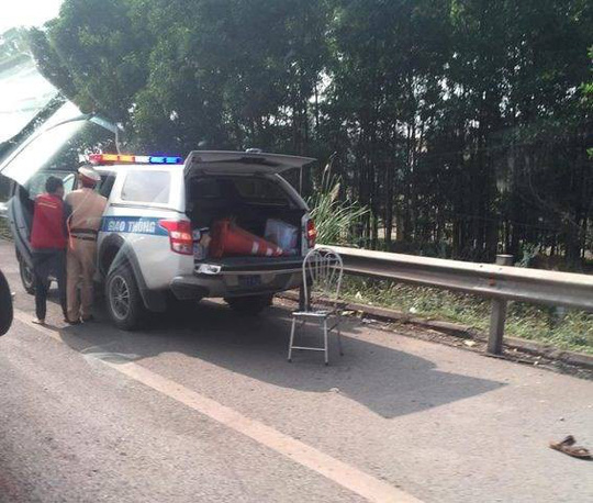 Vụ xe máy kẹp 3 tông CSGT: Chiến sĩ CSGT của C67 đã tử vong