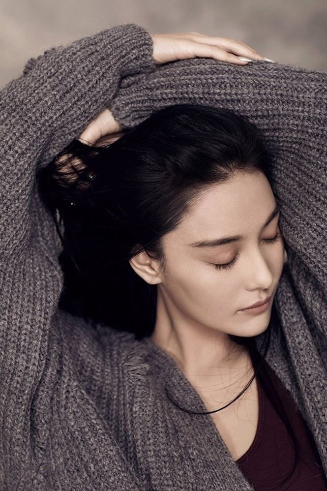 Mê mẩn ngắm mặt xinh, dáng ngọc của ‘tình địch’ Phạm Băng Băng