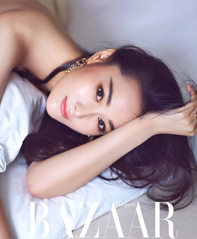 Mê mẩn ngắm mặt xinh, dáng ngọc của ‘tình địch’ Phạm Băng Băng