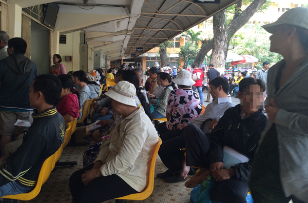 Tuổi mắc ung thư của người Sài Gòn trẻ hơn các nước