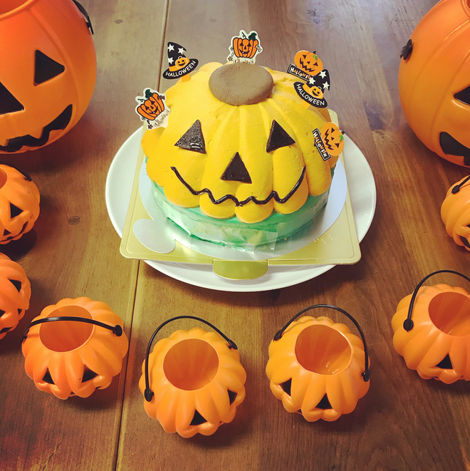 Loạt ảnh hóa trang Halloween hoành tráng nhất mạng xã hội của bé gái Nhật và những người bạn thú cưng Loạt ảnh hóa trang Halloween hoành tráng nhất mạng xã hội của bé gái Nhật và những người bạn thú cưng