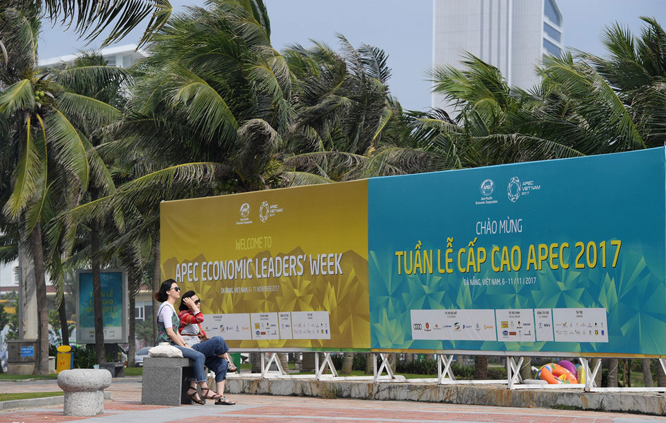 Đà Nẵng trang hoàng rực rỡ chào đón Tuần lễ cấp cao APEC 2017