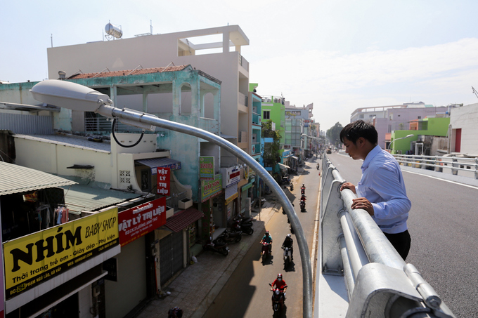 Cầu vượt ngã sáu ở cửa ngõ Tân Sơn Nhất xong trước hai tháng