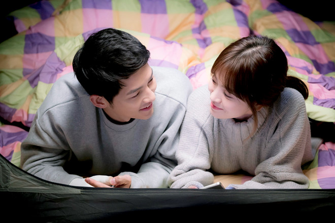 Hậu duệ mặt trời: Cú đổi đời ngoạn mục của Song Joong Ki và Song Hye Kyo