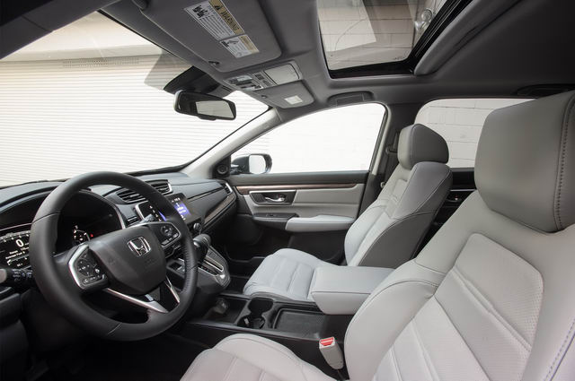 Honda CR-V 2018 có giá từ 570 triệu đồng Honda CR-V 2018 có giá từ 570 triệu đồng