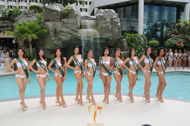 Mãn nhãn với phần trình diễn áo tắm của Hoa hậu Trái đất 2017