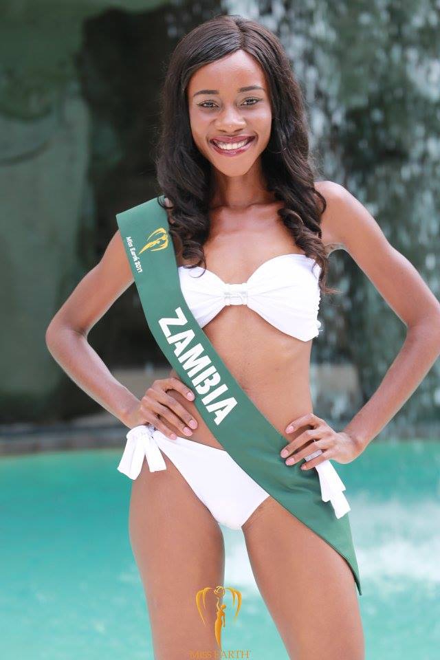 Mãn nhãn với phần trình diễn áo tắm của Hoa hậu Trái đất 2017