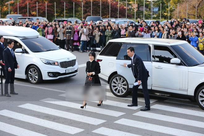 Dàn siêu sao châu Á đến dự đám cưới thế kỷ Song - Song