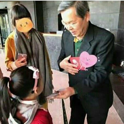 [Cập nhật] - Đám cưới Song - Song: Song Joong Ki và gia đình nhà trai đã có mặt tại đám cưới