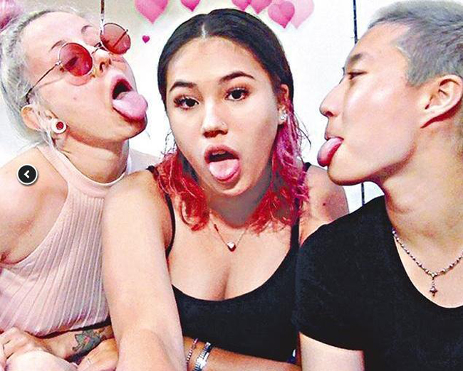 Con rơi Thành Long bị nghi ngờ về nhà mẹ đẻ trộm đồ